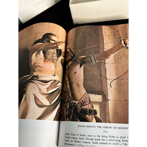 New Holman family verse reference jewel bible - Picture 7 of 10